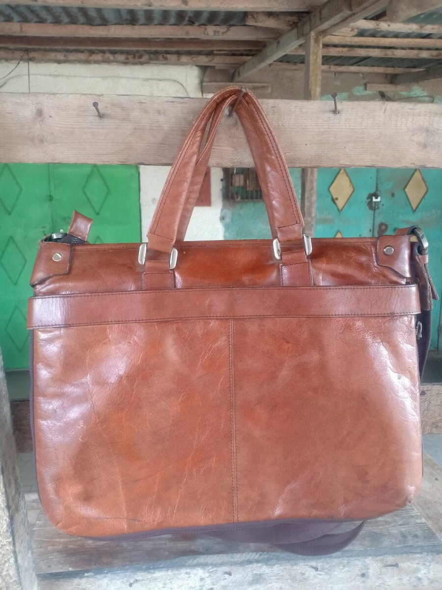 Sacoche en cuir élégante