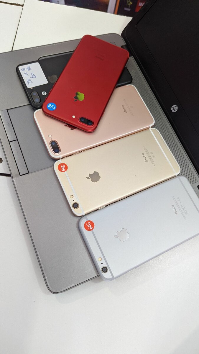 UK PRE-OWNED APPLE IPHONES