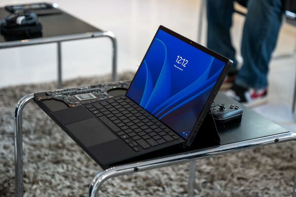 ASUS ROG FLOW Z13  RYZEN AI