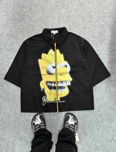 Chemise graphique à manches courtes