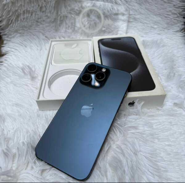 iPhone 15 pro Max 256GB