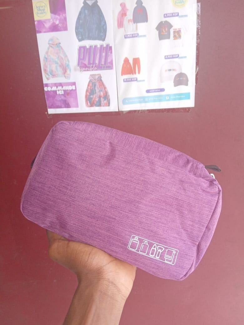 Trousse de toilette UNISEXE pour Voyage et soins 