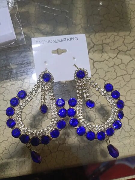 Artificial earrings