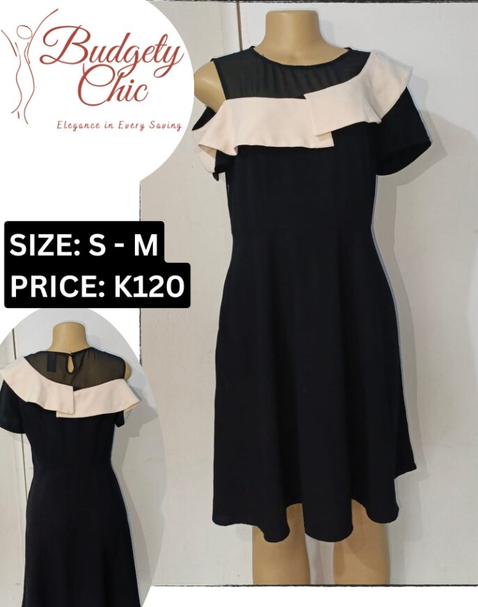 Chic women's dress color black size: s-m