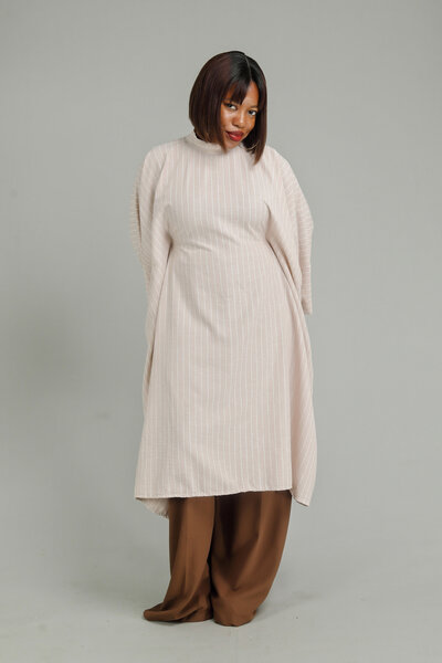 Robe longue ample rayée élégante