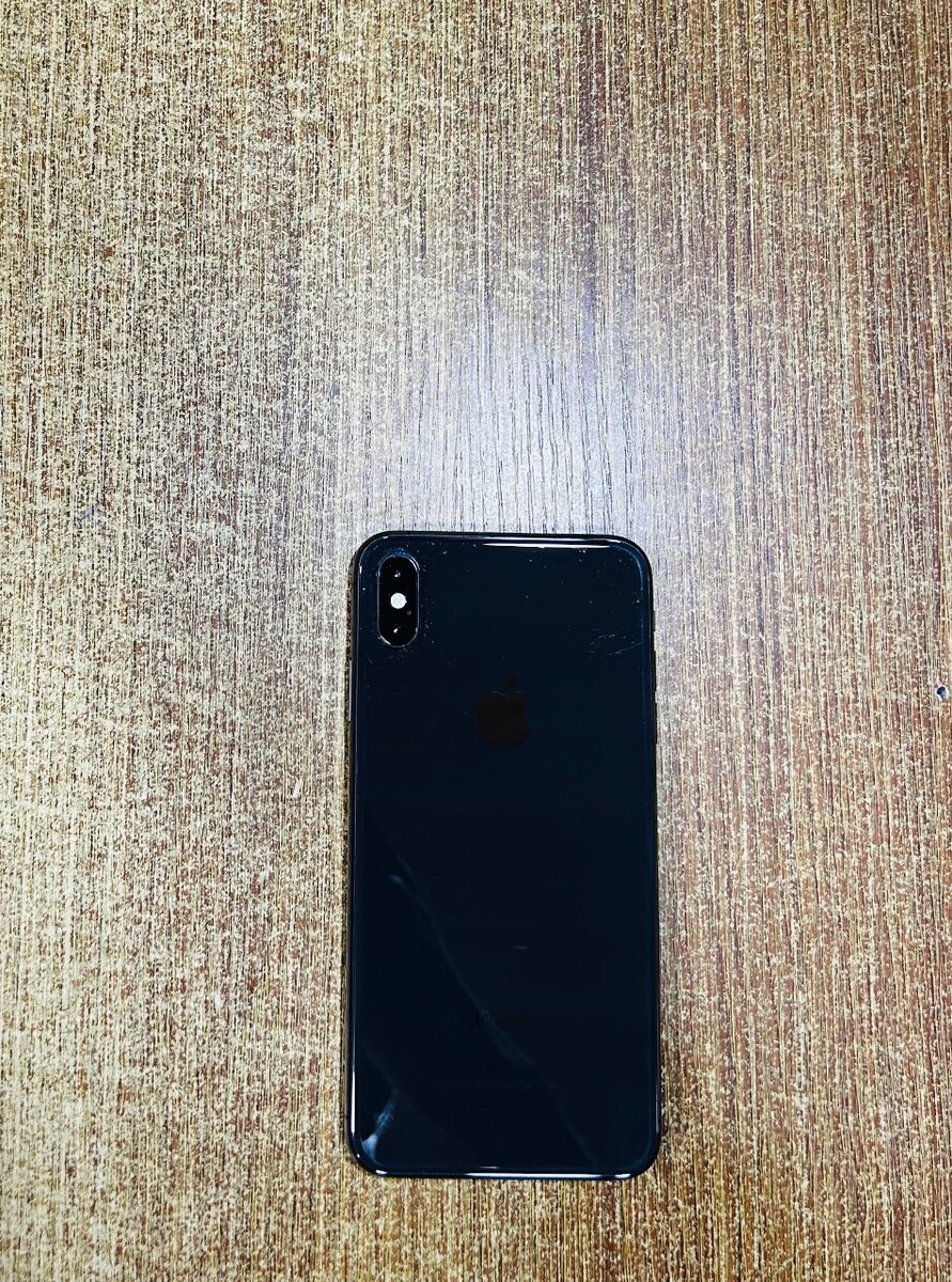 IPHONE XS MAX 64GO