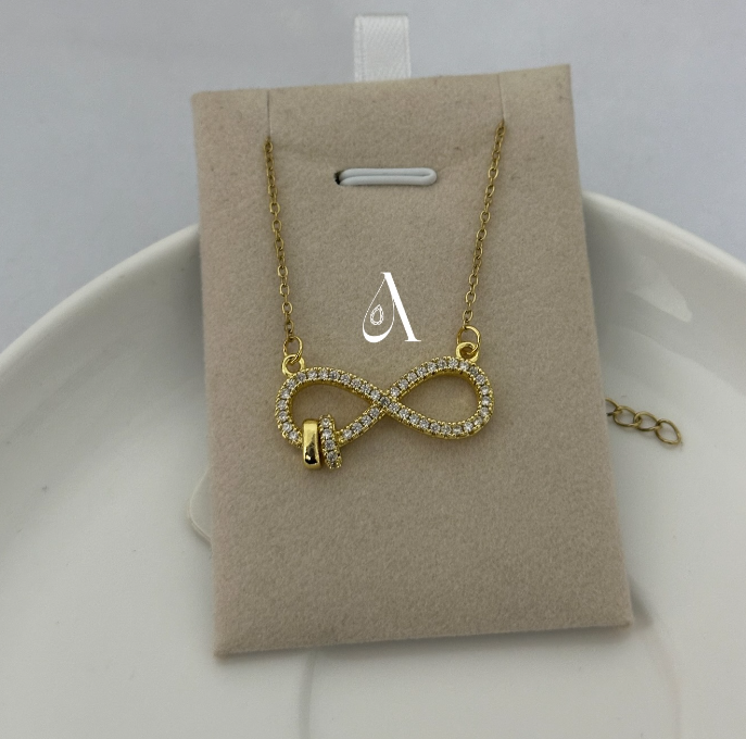 Infinity necklace 