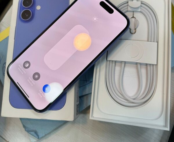 iPhone 16 simple 128Go