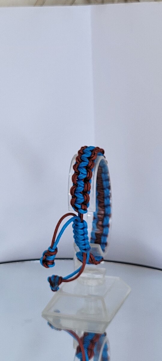 Bracelet tressé en corde