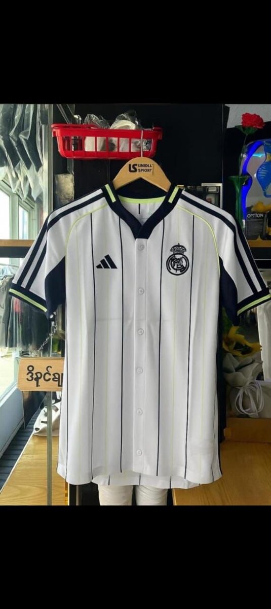 Maillot de foot élégant