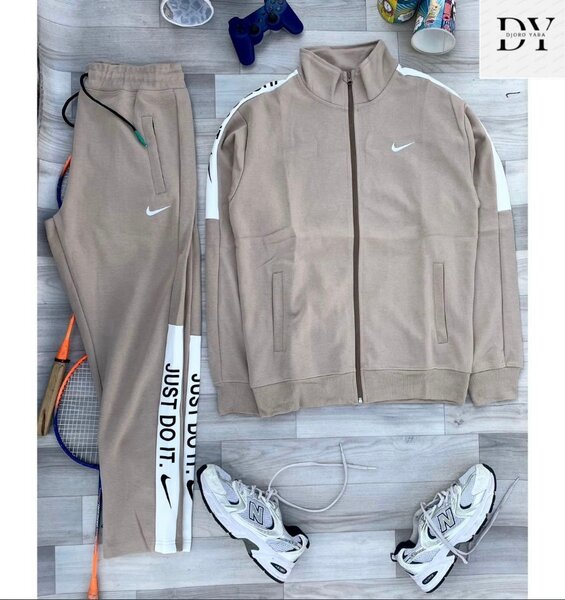 Survêtement Nike Beige