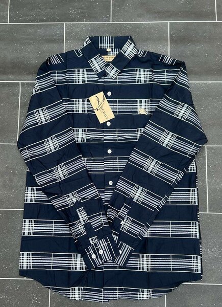 Chemise à carreaux élégante