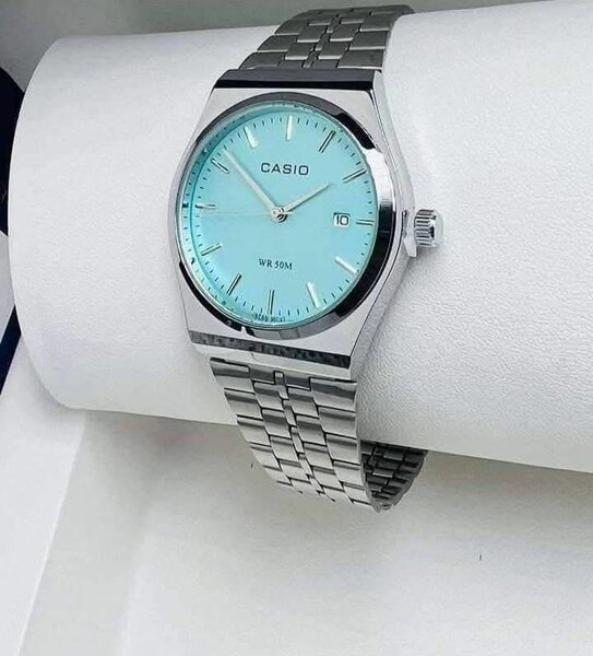Montre Casio acier élégante