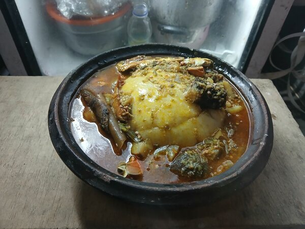 Soupe épicée au poisson