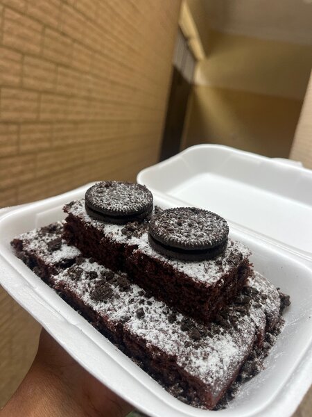 Brownie sucre glace oréo