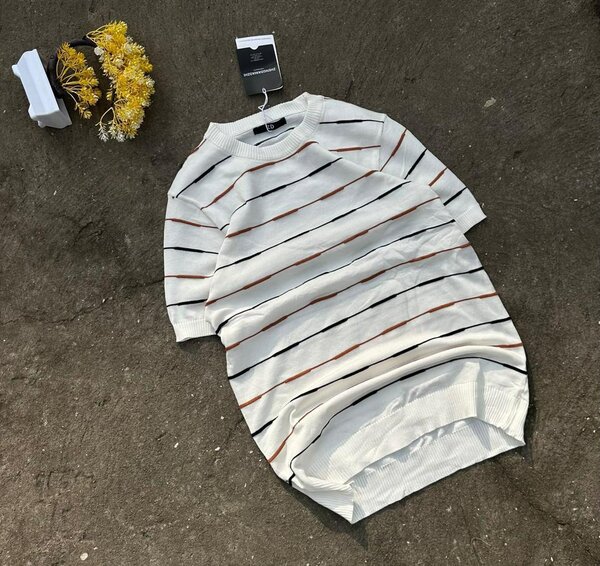 Robe Rayée à Manches Courtes