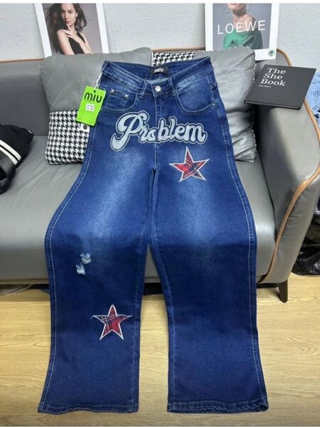 Jeans larges avec motifs