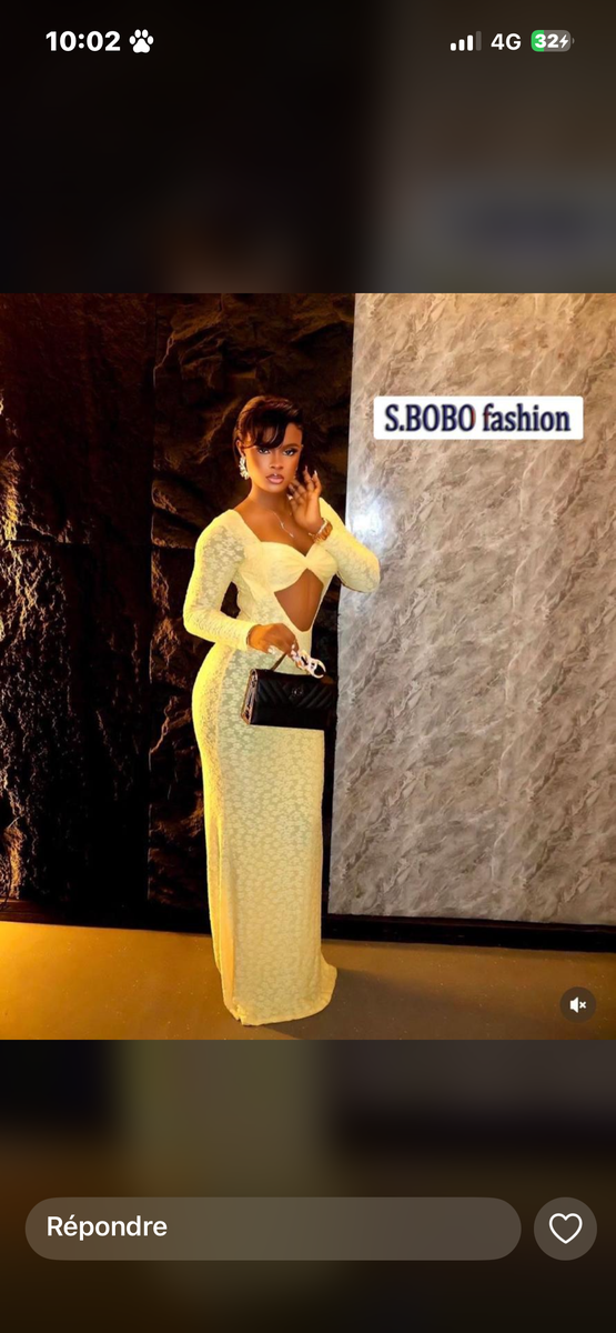 Robe Élégante Découpée