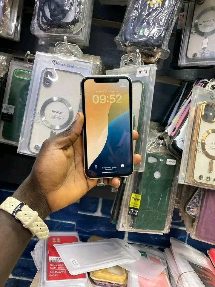 iPhone X avec coque de protection