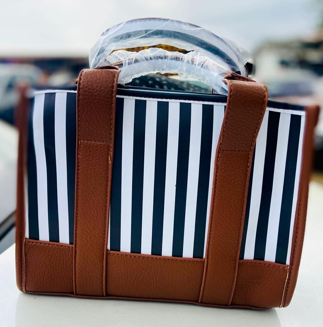 Chic sac à main fourre-tout