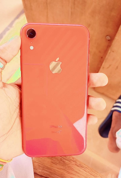 iPhone XR Rouge