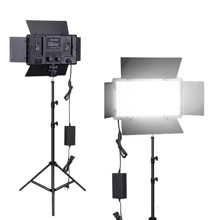 Projecteur LED Studio Professionnel