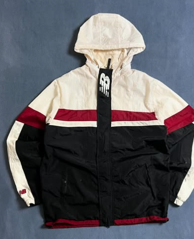 Vintage New Balance windbreaker size : L / XL