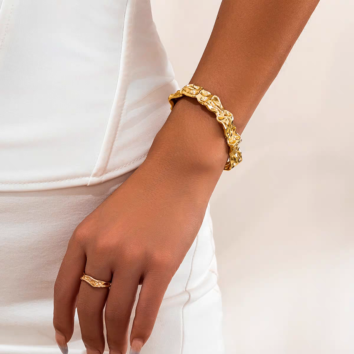 Chunky bracelets non fade