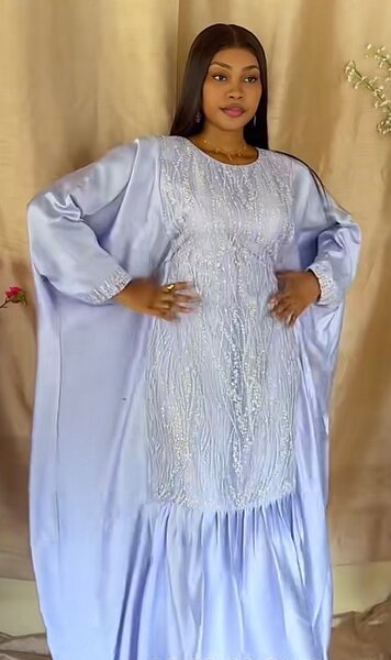 Robe Caftan Élégante Satinée