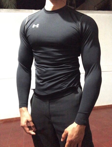 T-shirt compression sport