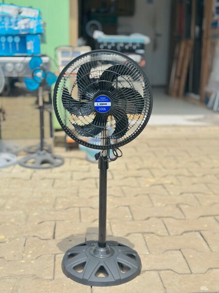 Ventilateur sur pied oscillant