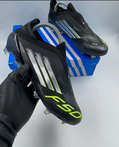 Chaussures de sport F50