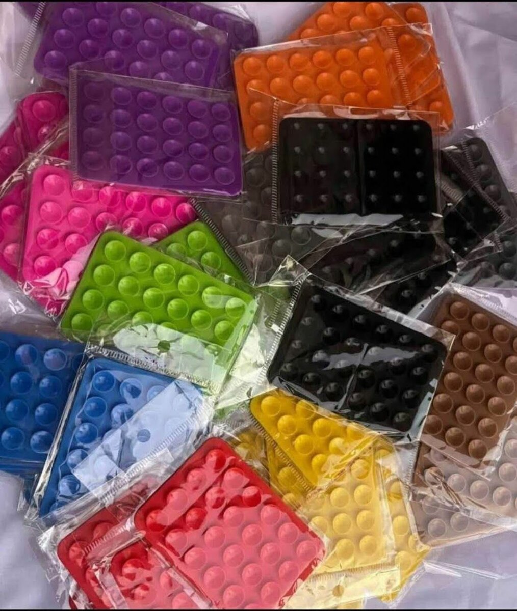 Ventouses de téléphone.