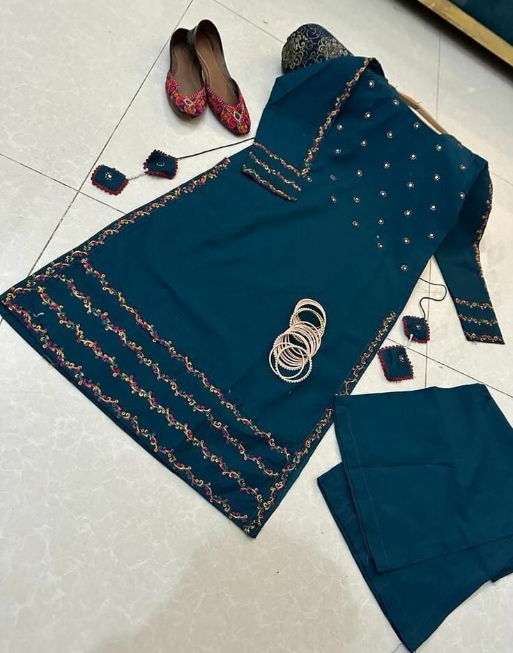Lawn 3 Peace Suit
