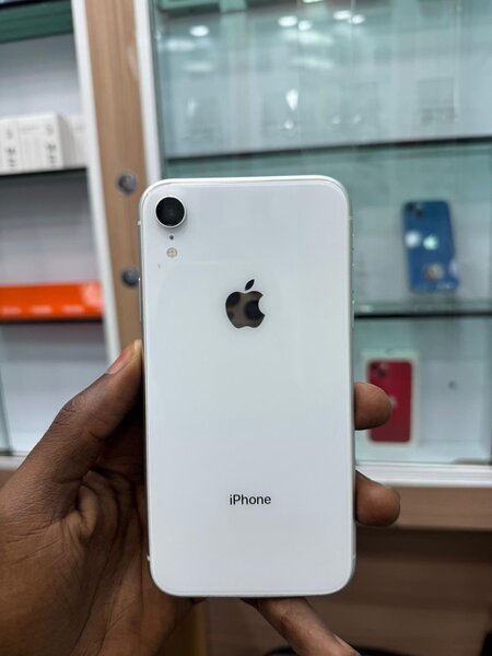 iPhone blanc à la mode