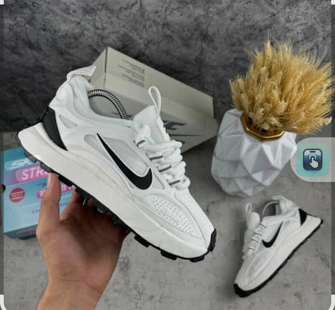 Baskets tendance Nike blanches
