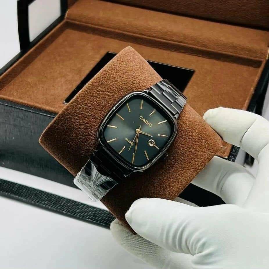 Montre casio mixte avec le coffret