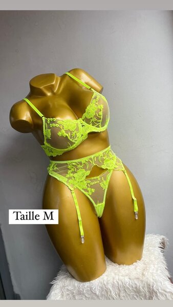 Belle lingerie vert