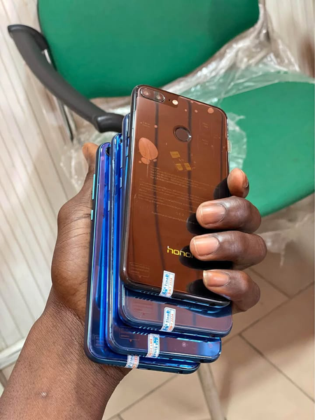 Huawai Honor 9 lite 128giga 6giga Ram