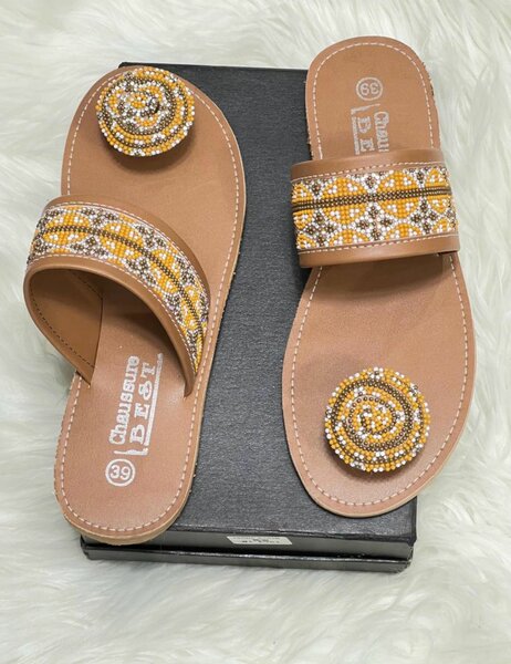 Sandales perlées élégantes