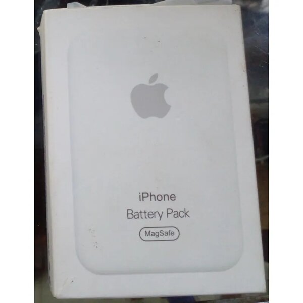 Apple MagSafe Battery Pack