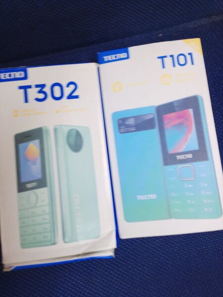 Téléphone portable Tecno T101