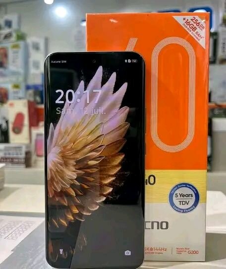 Smartphone Tecno Camon 20 256 Go