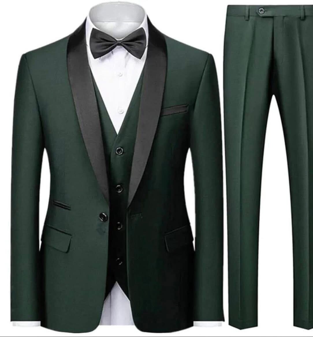 Costume élégant trois pièces homme