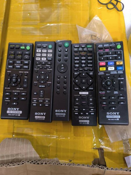 Télécommandes Sony audio