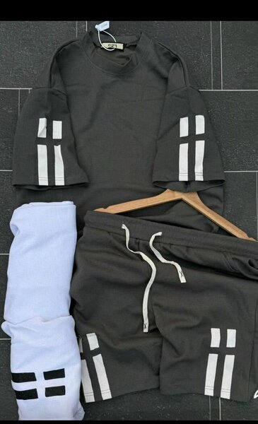 Ensemble survêtement sportswear homme