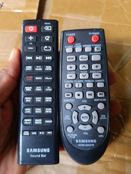 Samsung barre de son télécomma