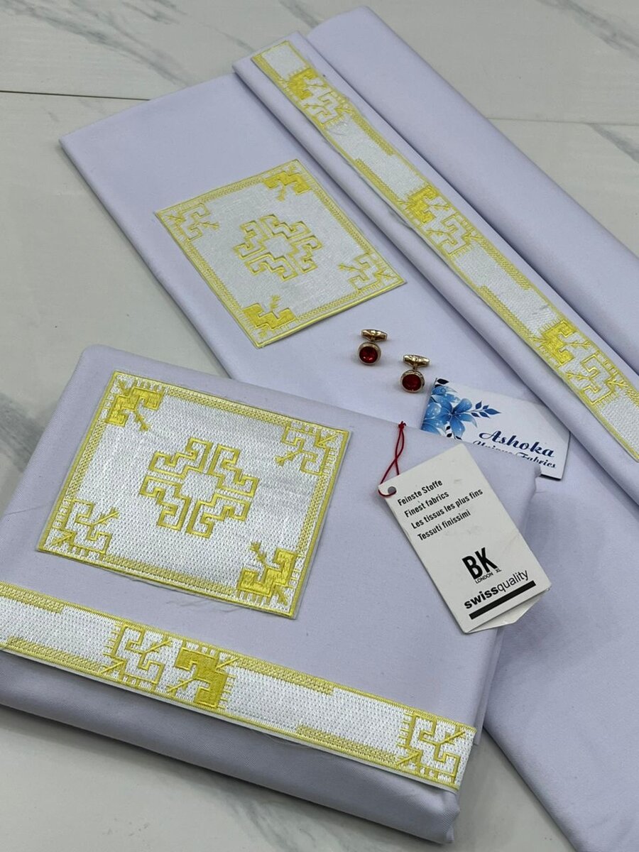 Ensemble Tissus Brodés Luxe