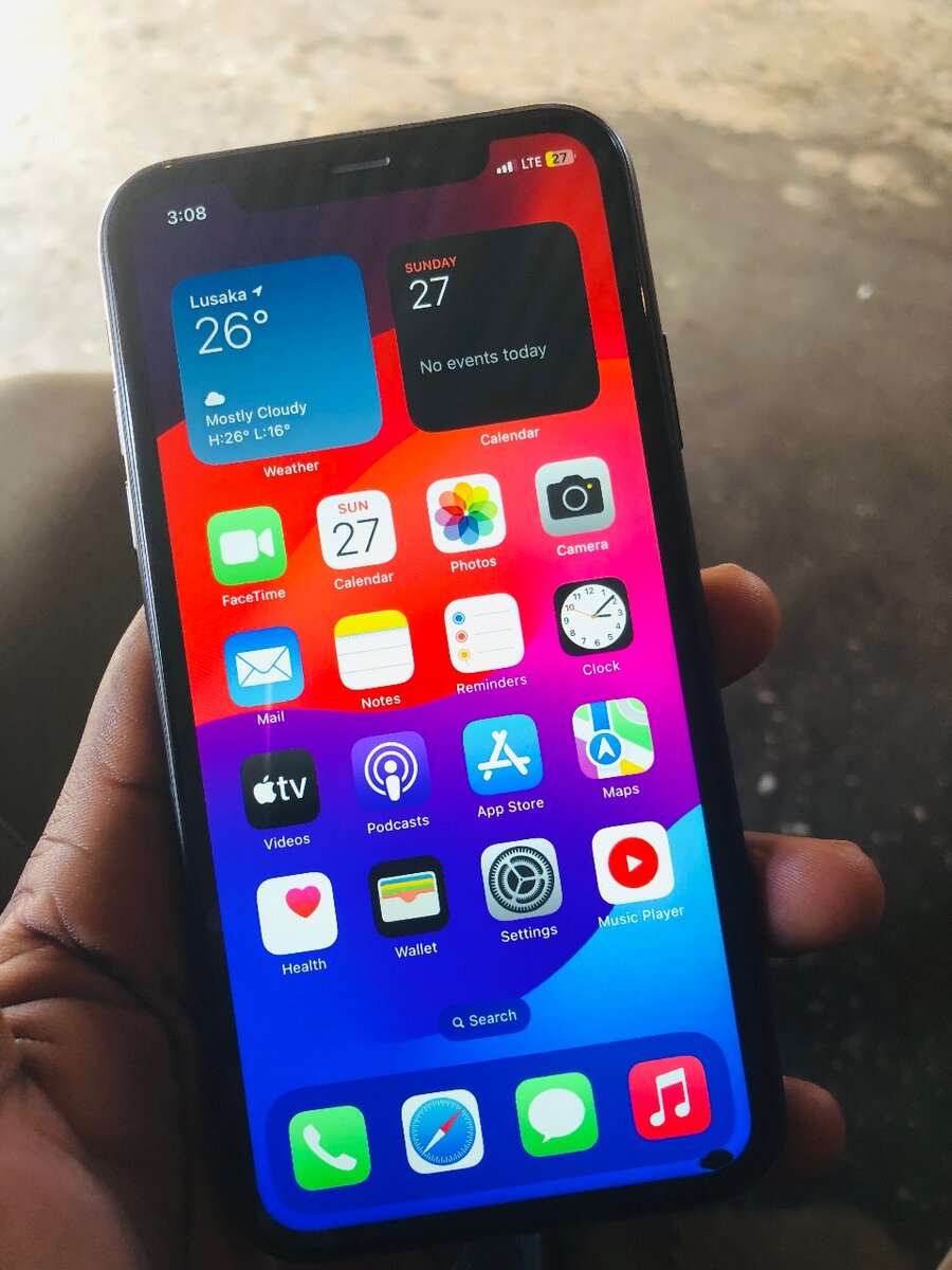 iPhone XR