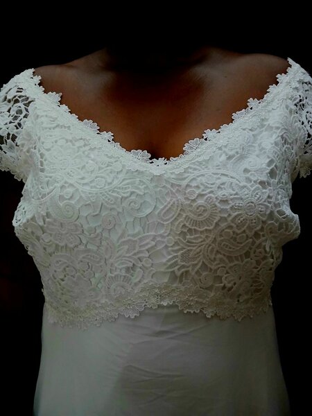 Robe de mariée en dentelle